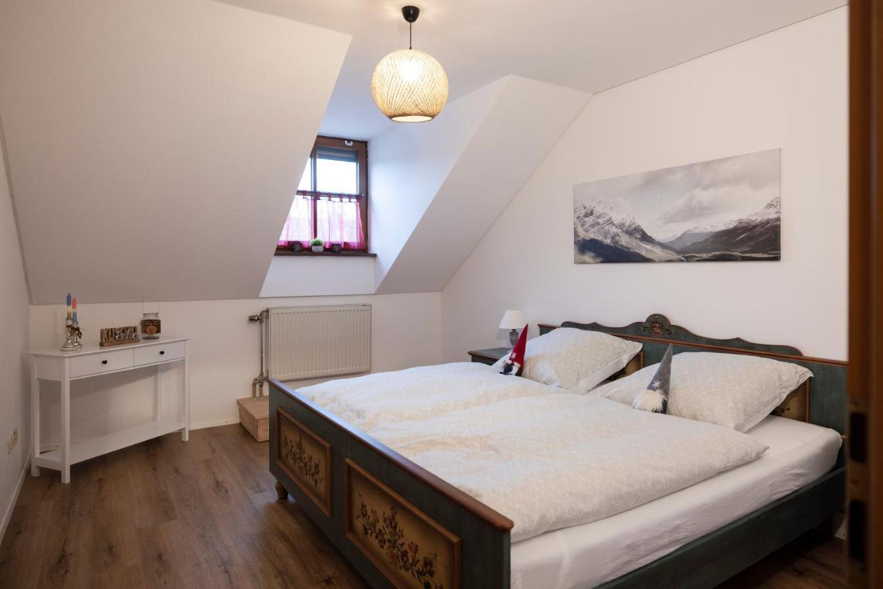Ferienwohnung Am Riedfeld เซเฟลด์ ภายนอก รูปภาพ
