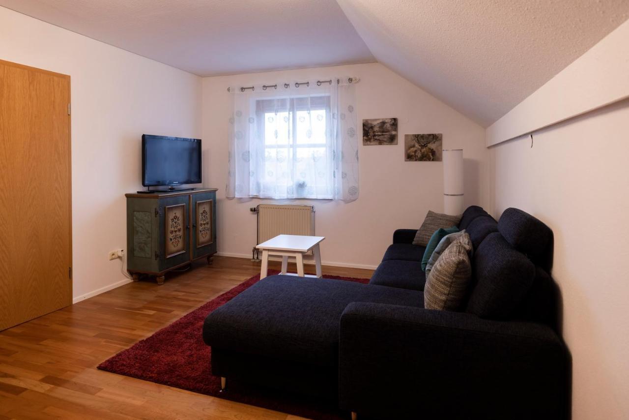Ferienwohnung Am Riedfeld เซเฟลด์ ภายนอก รูปภาพ